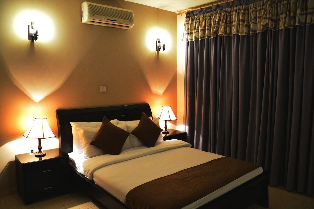 Lilium Hotel Safut Exteriér fotografie