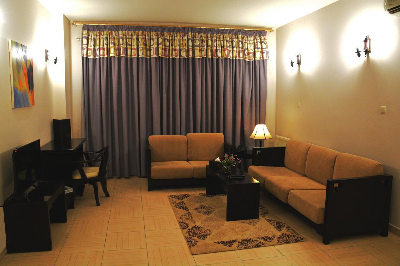 Lilium Hotel Safut Exteriér fotografie
